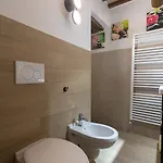 Mari Modern Flat - Con Posto Auto E Vicino Metro - Italywego