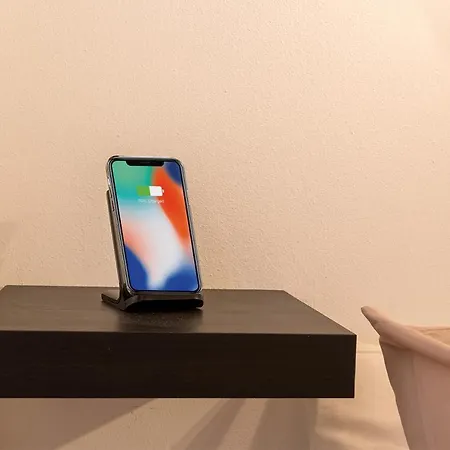 Marì Modern Flat - Con Posto Auto E Vicino Metro - Italywego *