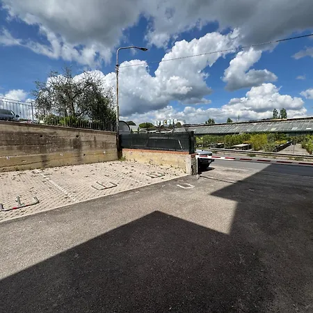 Appartamento Marì Modern Flat - Con Posto Auto E Vicino Metro - Italywego Perugia