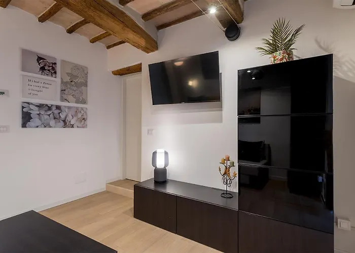 Mari Modern Flat - Con Posto Auto E Vicino Metro - Italywego Perugia
