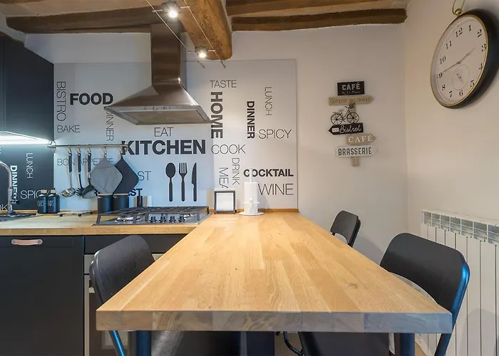 公寓 Mari Modern Flat - Con Posto Auto E Vicino Metro - Italywego *